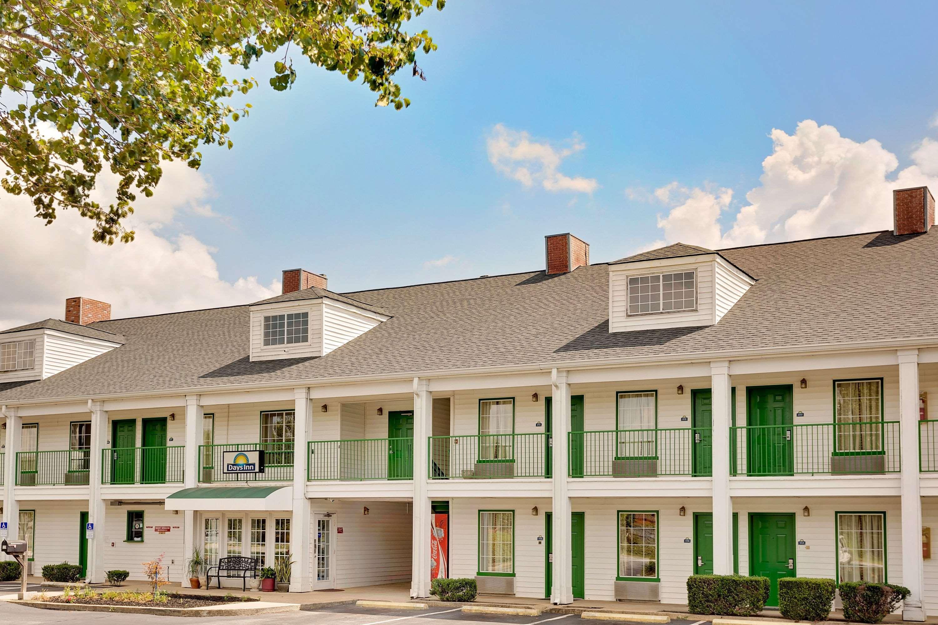 Days Inn By Wyndham Spartanburg Exterior foto